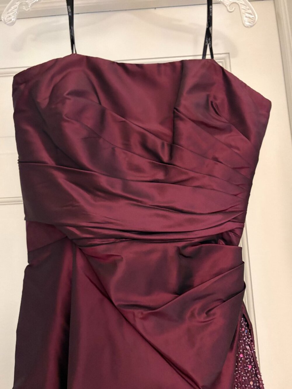 Melinda Eng Burgundy Silk Gown size M/8